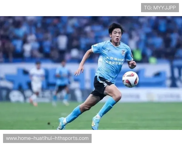 大连英博提升阵容深度，冲击保级任务艰巨