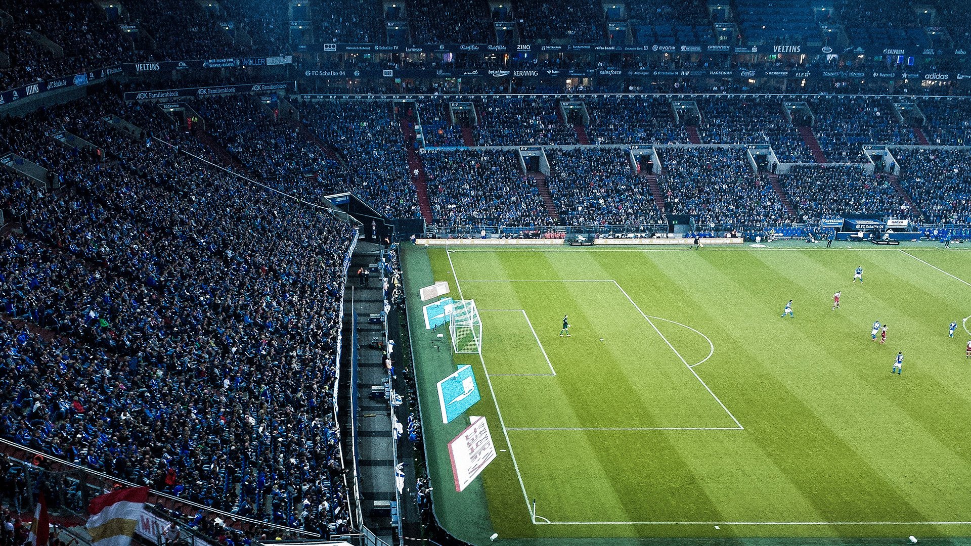 足球裁判争议事件分析